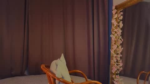 Snapshot of taiteedgington chatting on 11-23-25, 02:33 im Lally online show from 11-23-25, 02:33