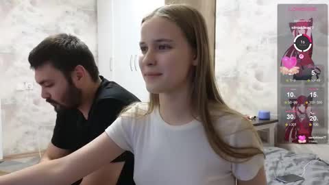 taiti_fox_cub online show from 11-08-25, 06:29