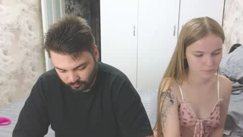 taiti_fox_cub online show from 08-08-26, 09:22