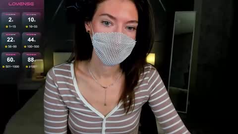 Snapshot of take_me_to_moon chatting on 11-14-25, 01:48 Sasha online show from 11-14-25, 01:48