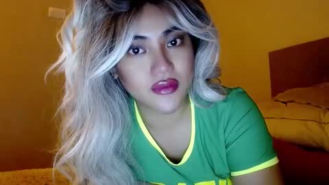 Snapshot of takemeinheaven1 chatting on 12-10-24, 04:17 Lena online show from 12-10-24, 04:17