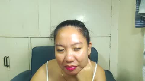 Snapshot of takemetoheavenbaby chatting on 02-13-25, 05:01 anne online show from 02-13-25, 05:01