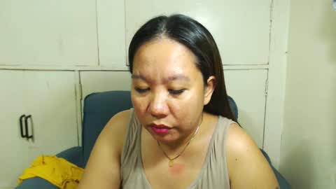 Snapshot of takemetoheavenbaby chatting on 02-24-25, 12:48 anne online show from 02-24-25, 12:48