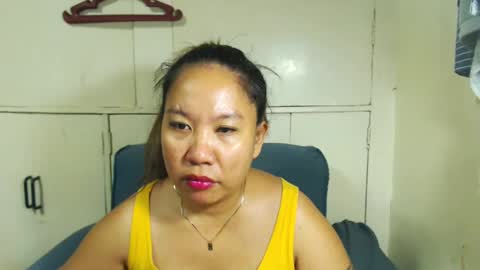 Snapshot of takemetoheavenbaby chatting on 03-08-25, 05:59 anne online show from 03-08-25, 05:59