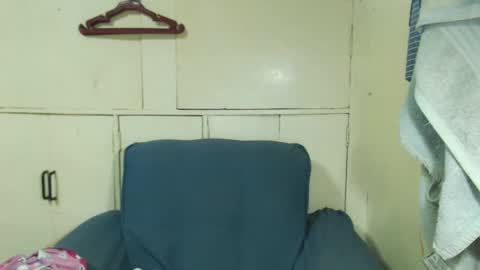 Snapshot of takemetoheavenbaby chatting on 03-11-25, 03:05 anne online show from 03-11-25, 03:05