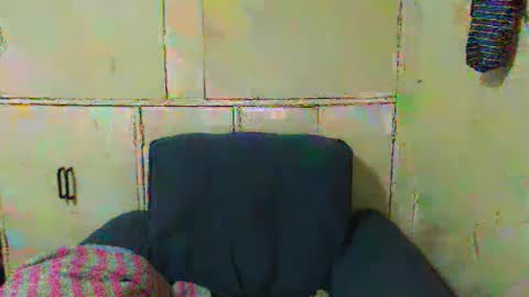 Snapshot of takemetoheavenbaby chatting on 09-11-25, 11:43 anne online show from 09-11-25, 11:43