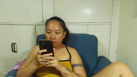 Snapshot of takemetoheavenbaby chatting on 11-29-25, 02:25 anne online show from 11-29-25, 02:25