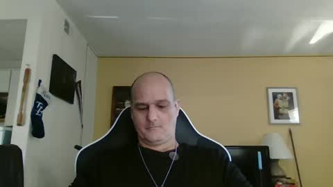 takerlover436295 online show from 01-03-25, 06:24