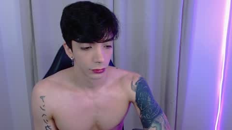 Snapshot of takeru___ chatting on 10-21-25, 10:32 takeru___ online show from 10-21-25, 10:32