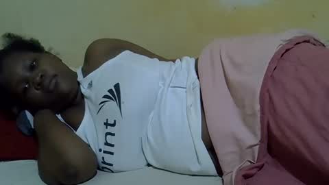 Snapshot of taliah254 chatting on 09-28-25, 05:13 taliah254 online show from 09-28-25, 05:13