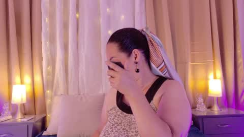 Snapshot of talianavega chatting on 05-04-26, 06:26 tali online show from 05-04-26, 06:26