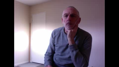 Snapshot of taliesin4321 chatting on 01-03-25, 02:30 Jack Pierrot online show from 01-03-25, 02:30