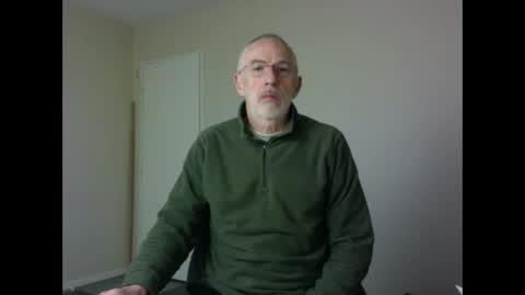 Snapshot of taliesin4321 chatting on 01-03-25, 07:18 Jack Pierrot online show from 01-03-25, 07:18