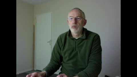 Snapshot of taliesin4321 chatting on 01-05-25, 05:09 Jack Pierrot online show from 01-05-25, 05:09