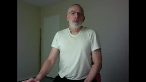 Snapshot of taliesin4321 chatting on 01-10-25, 08:37 Jack Pierrot online show from 01-10-25, 08:37