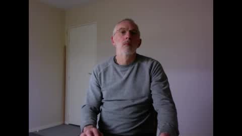 Snapshot of taliesin4321 chatting on 01-17-25, 02:18 Jack Pierrot online show from 01-17-25, 02:18