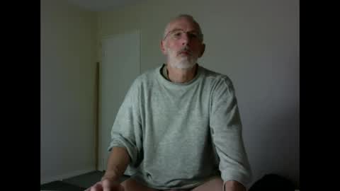 Snapshot of taliesin4321 chatting on 10-01-25, 06:36 Jack Pierrot online show from 10-01-25, 06:36