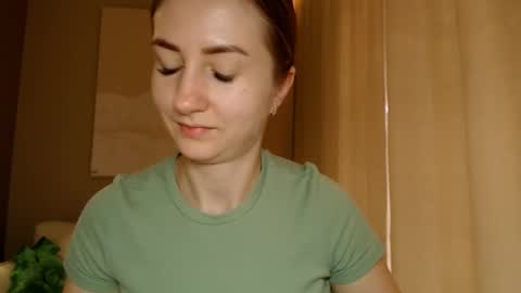  Kira  online show from 01-13-25, 09:08