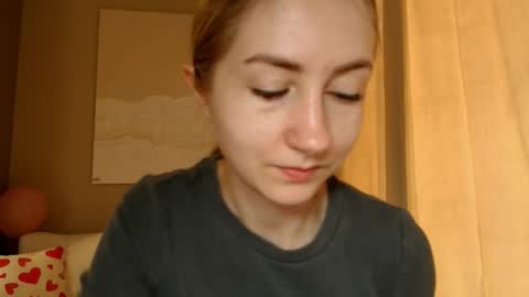  Kira  online show from 03-07-25, 06:35