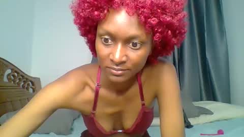 Snapshot of talisha_smiley chatting on 04-25-26, 08:28 talisha smiles online show from 04-25-26, 08:28