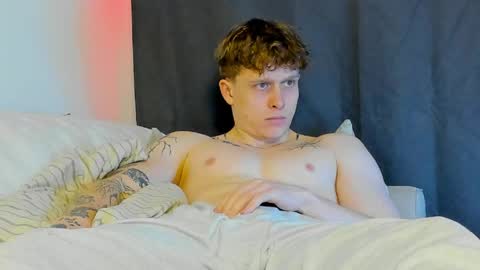 Snapshot of talkinghead7 chatting on 04-22-26, 04:08 Colin online show from 04-22-26, 04:08