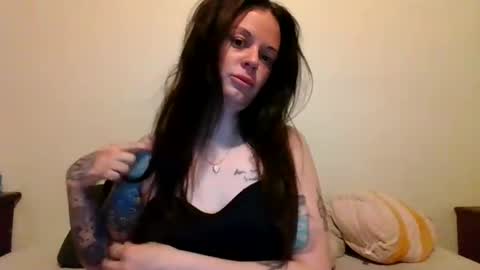 Lily Rhoades online show from 03-19-26, 07:23