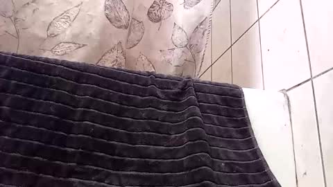 Snapshot of tall6feet7inch chatting on 12-23-25, 02:20 tall6feet7inch online show from 12-23-25, 02:20