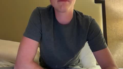 Snapshot of tallfromfl chatting on 11-04-25, 03:16 TallFromFL online show from 11-04-25, 03:16