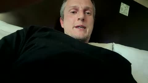 first stream was very fun grateful for every follow and super active chat online show from 04-21-26, 11:38