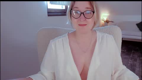 tallinnlove online show from 05-27-26, 10:56