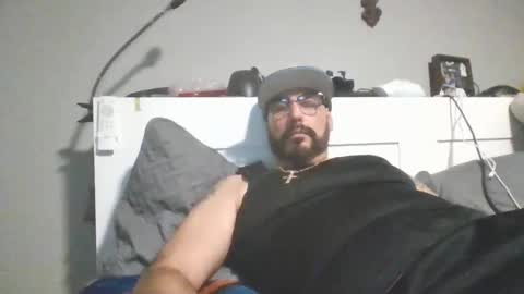 Snapshot of talllatino310 chatting on 01-10-26, 07:10 talllatino310 online show from 01-10-26, 07:10