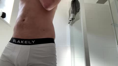 Snapshot of tallpaul_12345 chatting on 03-15-26, 11:16 Tall Paul online show from 03-15-26, 11:16