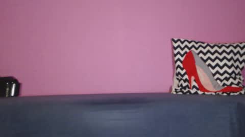 Snapshot of tallso chatting on 12-19-25, 06:48 Tallso online show from 12-19-25, 06:48