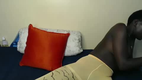 Snapshot of tally_sam chatting on 02-19-25, 08:12 tally_sam online show from 02-19-25, 08:12