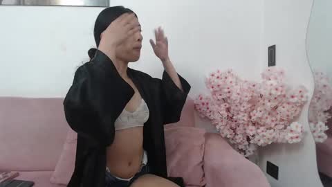 Snapshot of tamar4_f00x chatting on 04-28-26, 12:54 Hi im sara online show from 04-28-26, 12:54