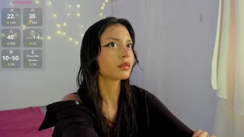 Snapshot of tamara_aluna_ chatting on 12-05-25, 12:03 Tamy online show from 12-05-25, 12:03