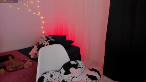 Snapshot of tamara_aluna_ chatting on 07-08-26, 08:24 Tamy online show from 07-08-26, 08:24
