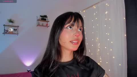 Snapshot of tamara_aluna_ chatting on 07-25-26, 07:55 Tamy online show from 07-25-26, 07:55