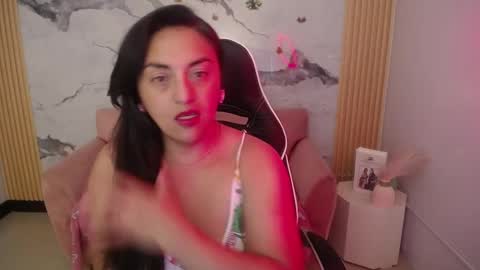 tamara_ch1 online show from 11-06-25, 03:29