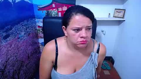 Snapshot of tamara_hottt chatting on 11-19-25, 10:21 Tamara online show from 11-19-25, 10:21