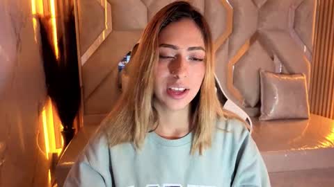 Snapshot of tamara_tp chatting on 01-10-26, 12:29 Tamara online show from 01-10-26, 12:29