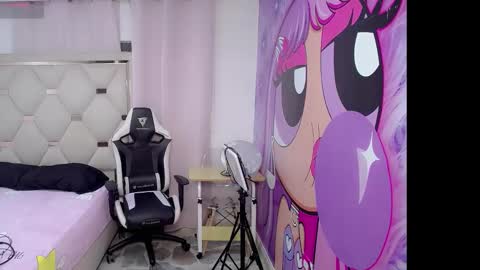 Snapshot of tamaraa_3 chatting on 09-15-25, 02:33 TAMARA online show from 09-15-25, 02:33