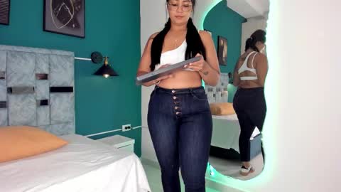 tamaraa online show from 11-15-25, 12:13