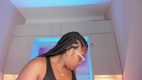 Tami online show from 05-26-26, 07:43