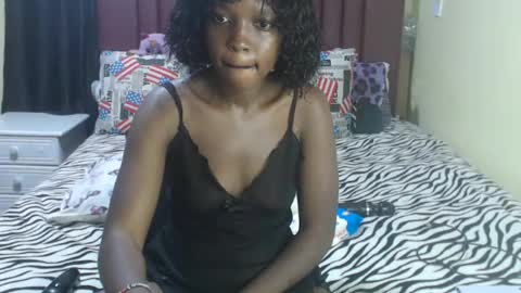 Snapshot of tamela_1 chatting on 07-09-26, 03:32 tamela online show from 07-09-26, 03:32