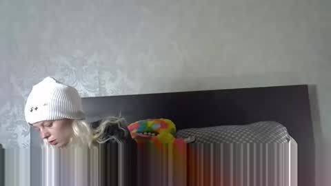 tamesbury online show from 11-14-25, 02:43