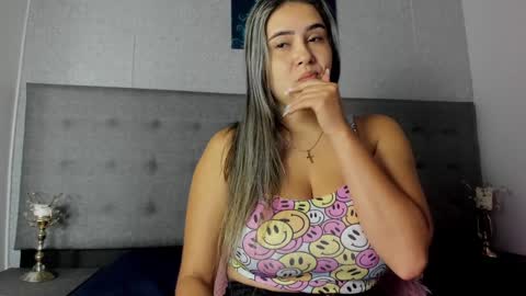 Snapshot of tami_vega chatting on 12-03-24, 11:22 Tamy Vega online show from 12-03-24, 11:22