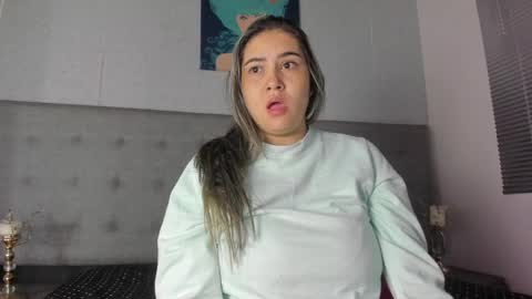 Snapshot of tami_vega chatting on 12-21-24, 11:11 Tamy Vega online show from 12-21-24, 11:11