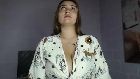 Snapshot of tami_vega chatting on 02-22-25, 11:03 Tamy Vega online show from 02-22-25, 11:03