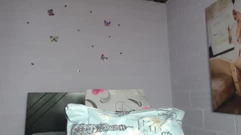Snapshot of tami_vega chatting on 02-25-25, 11:19 Tamy Vega online show from 02-25-25, 11:19